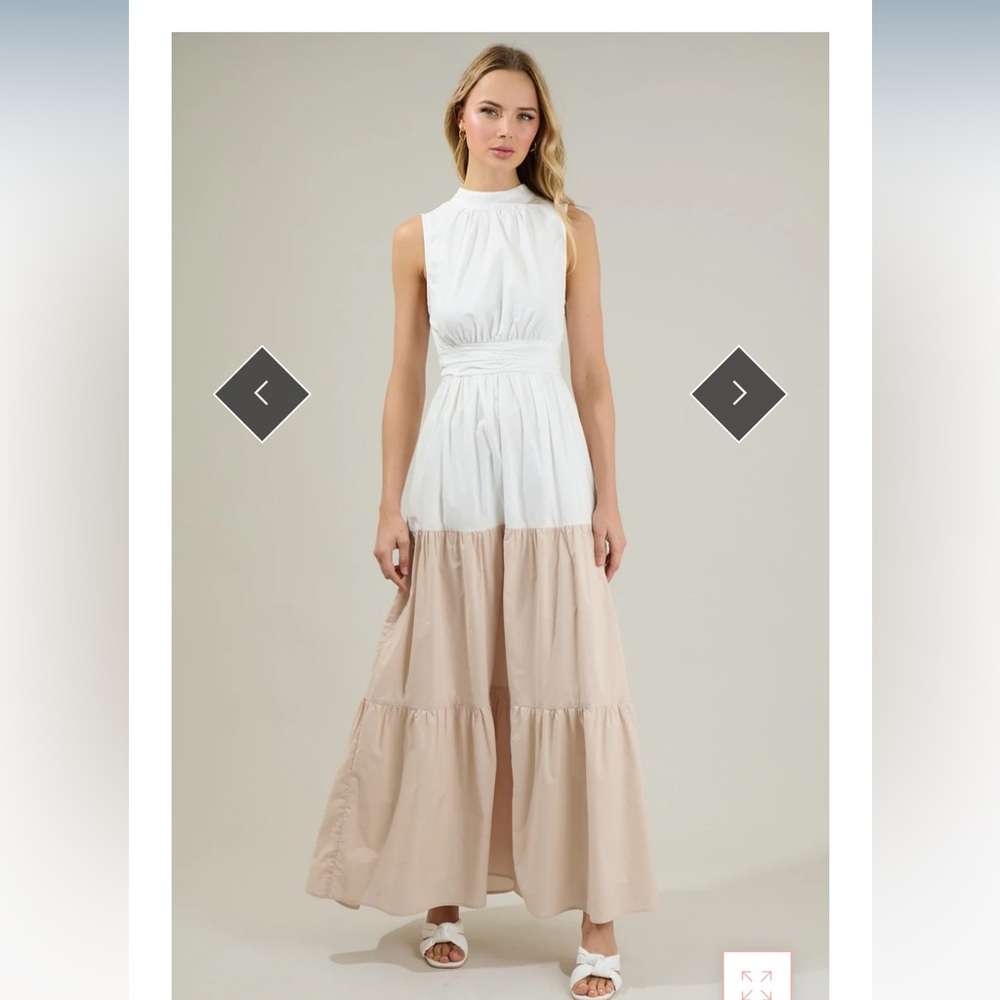 NWT Sugarlips Riley Halter Maxi Dress